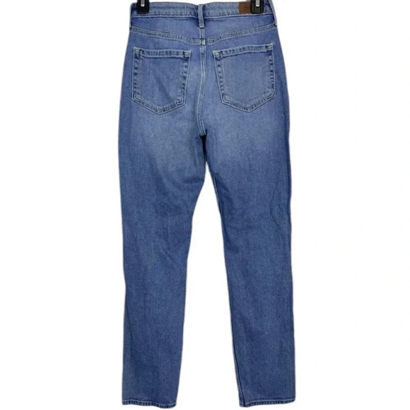 Hollister Womens Jeans 3R 26x28 Blue Denim Curvy High Rise Legging Distressed - Picture 2 of 6